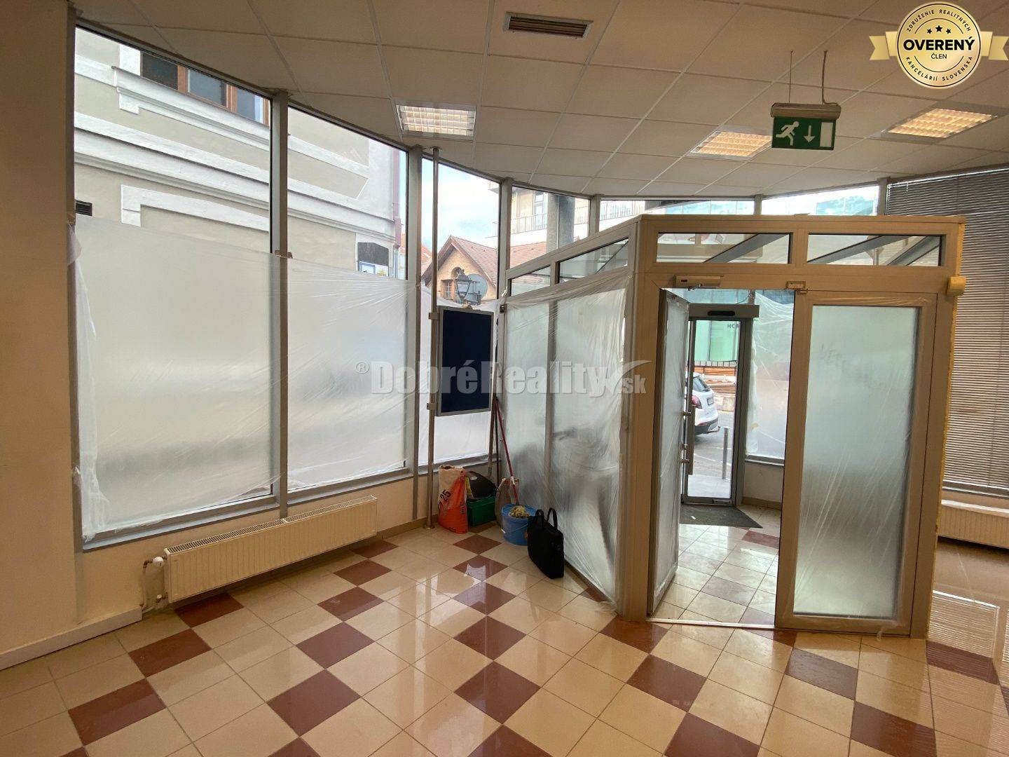 Na prenájom exkluzívne priestory na obchodné alebo kancelárske účely v