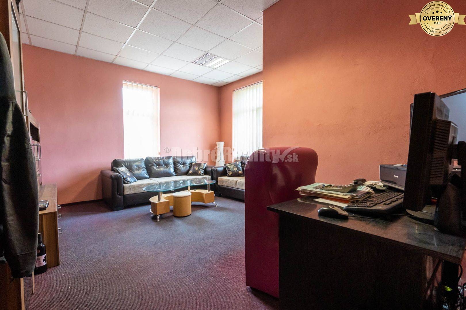 PRENÁJOM: Sokolovňa - hlavná sála, 815 m2, Brezno