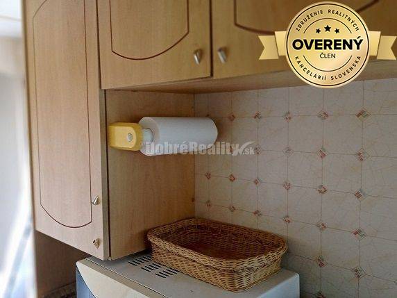 Parádny pozemok s mobilným domom na predaj