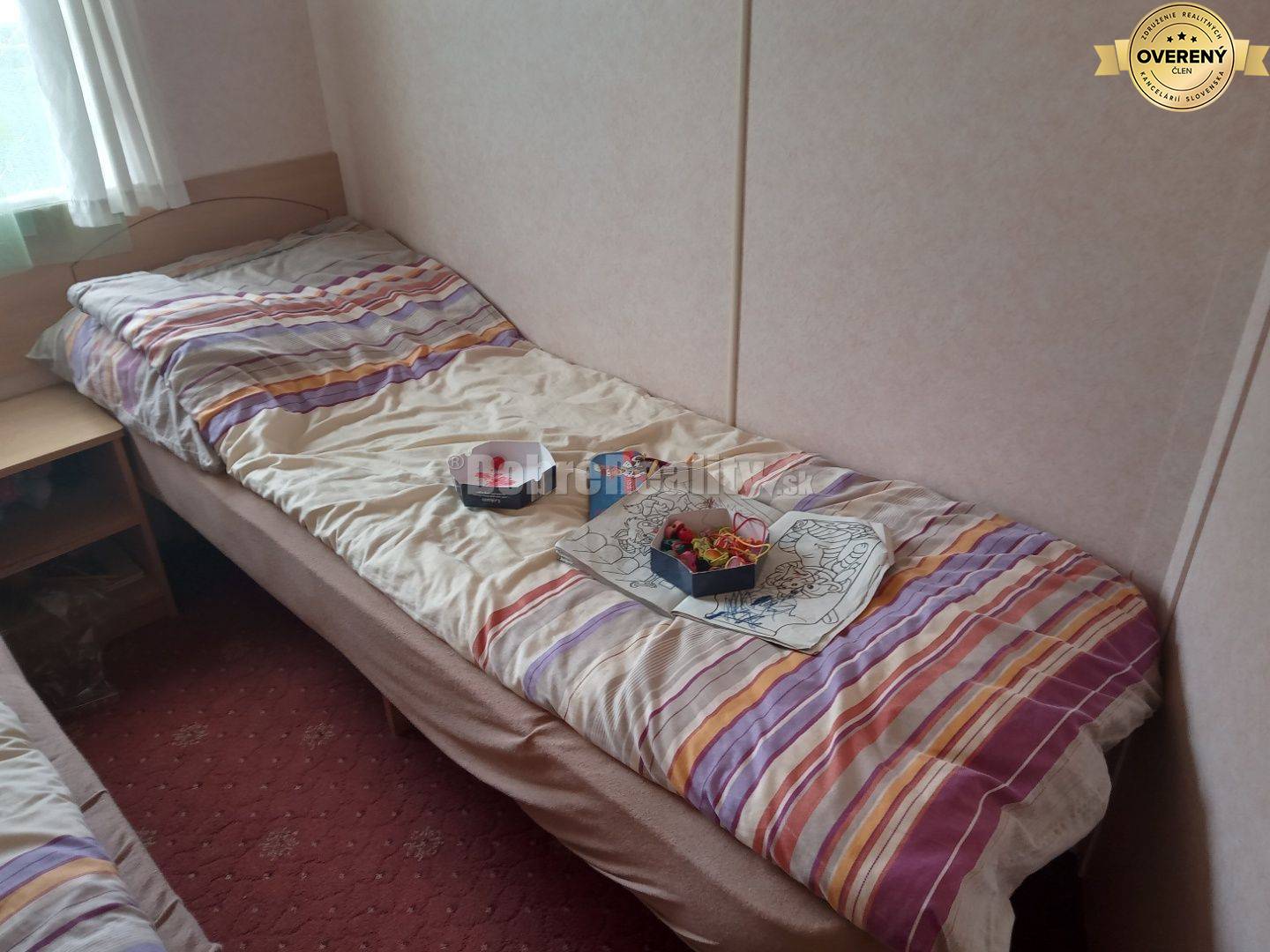 Parádny pozemok s mobilným domom na predaj