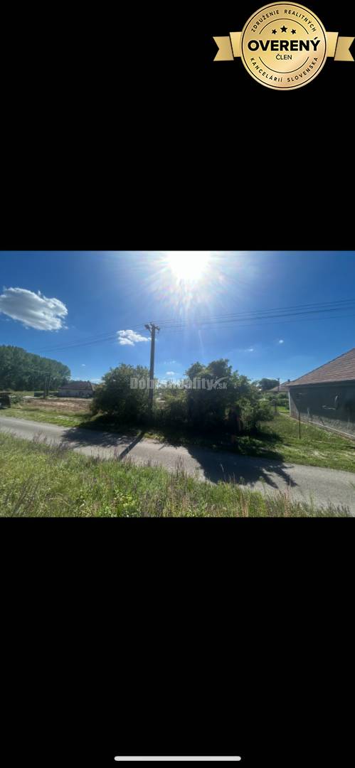 JEDINEČNÁ PONUKA! Upravený a slnečný pozemok na predaj.