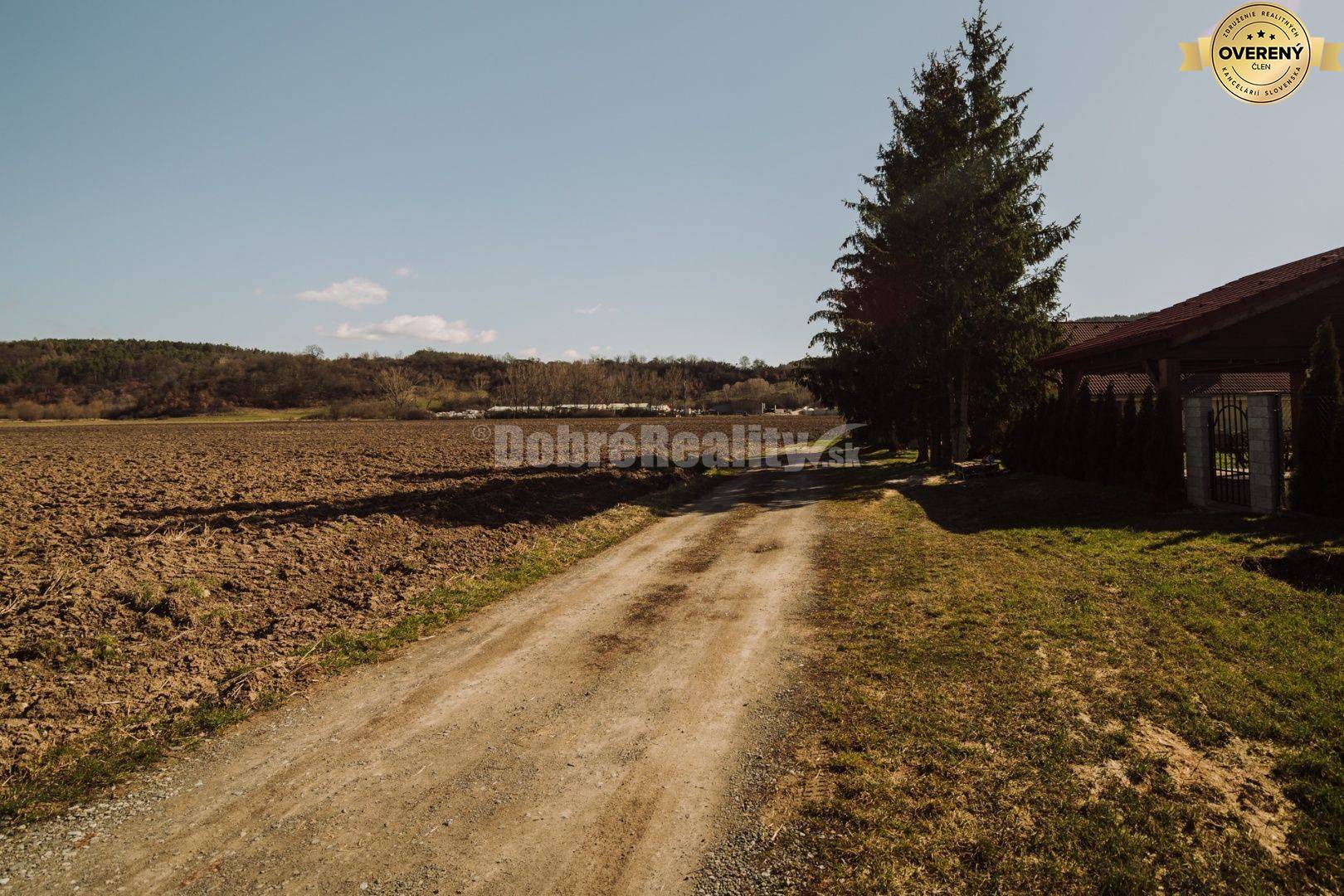 PREDAJ: Veľká Lúka - Záhumnie - pozemok pre rodinný dom, 772 m2