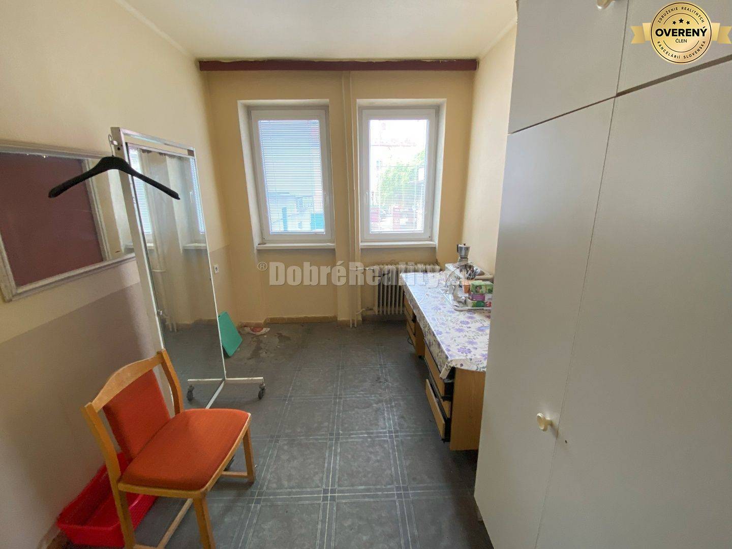 Na predaj veľká komerčná budova v centre Rimavskej Soboty