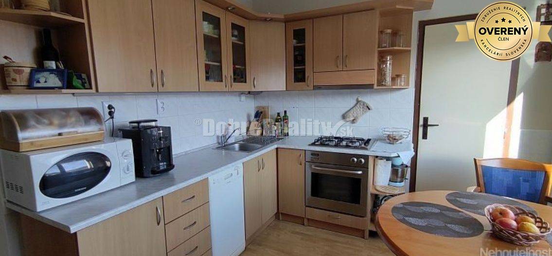 4 - izb. byt s romantickou atmosférou, SNP Považská Bystrica