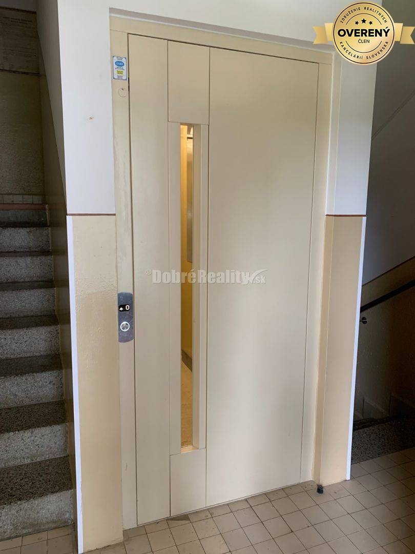 4 - izb. byt s romantickou atmosférou, SNP Považská Bystrica