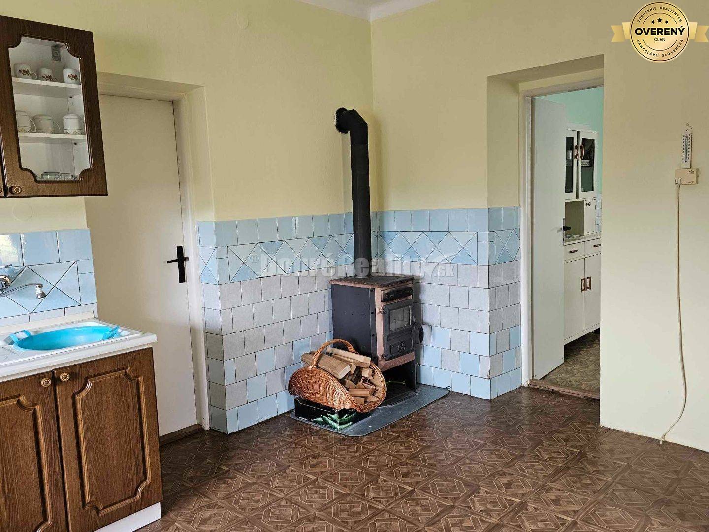 RD v obci RADAVA - PONUKA, ktorá sa neopakuje! 4 km od PODHÁJSKEJ! V