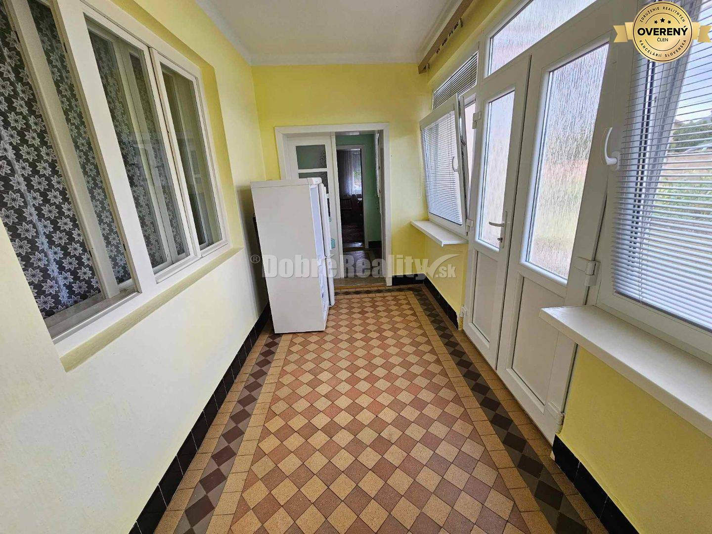 RD v obci RADAVA - PONUKA, ktorá sa neopakuje! 4 km od PODHÁJSKEJ! V