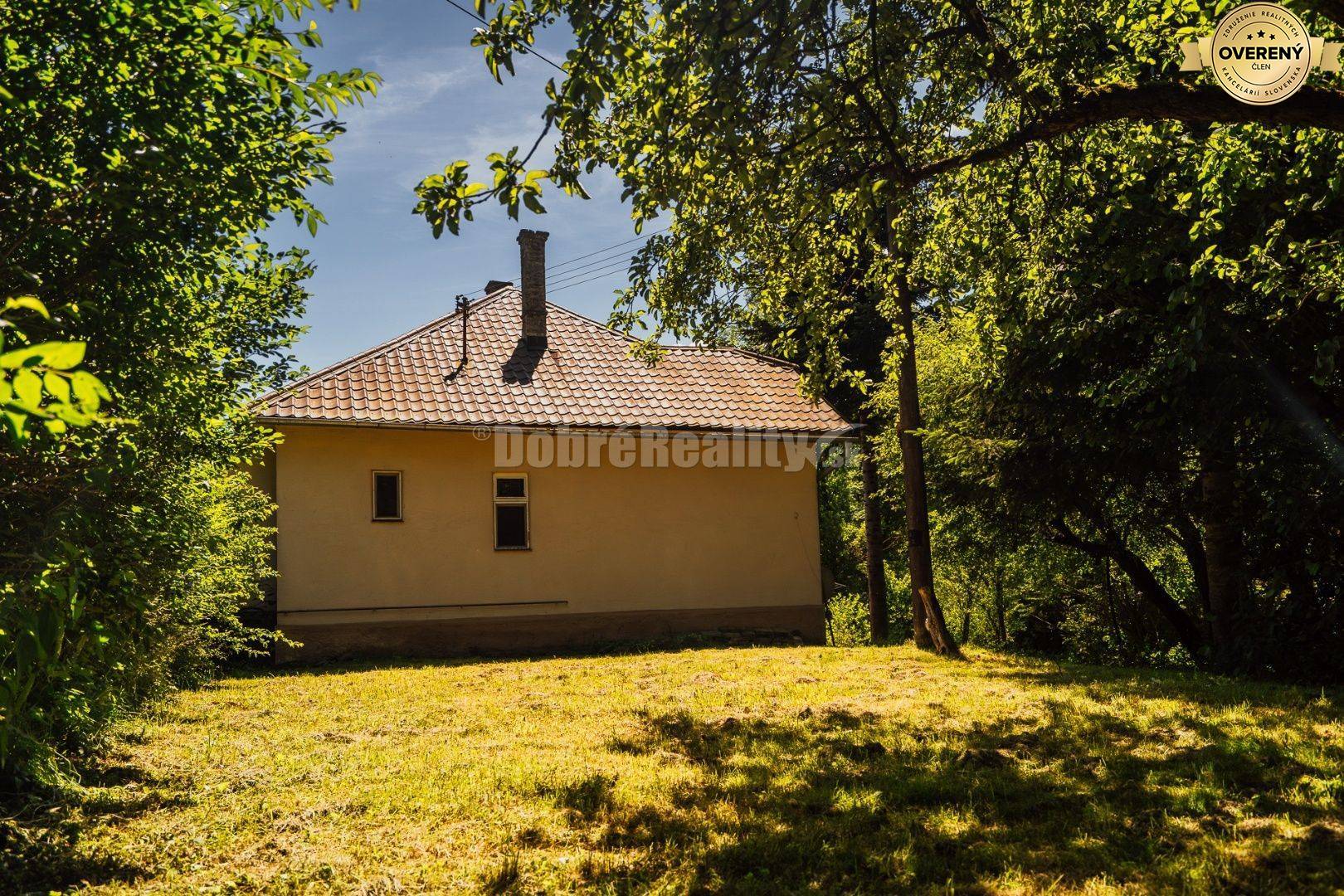 PREDAJ: Menší rodinný dom na brehu Rimavy, 104 m2, Tisovec, okres Rima