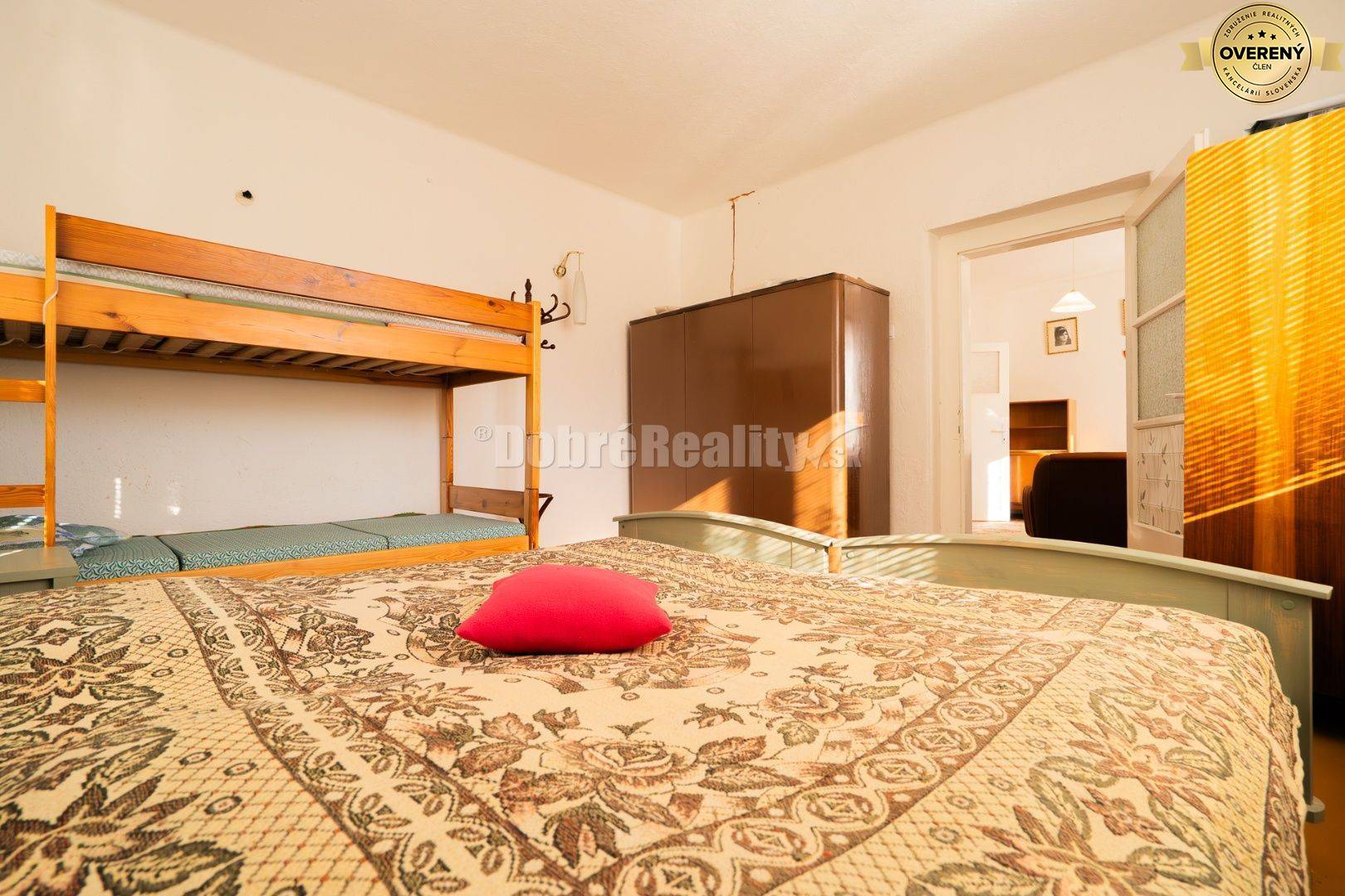 PREDAJ: Menší rodinný dom na brehu Rimavy, 104 m2, Tisovec, okres Rima