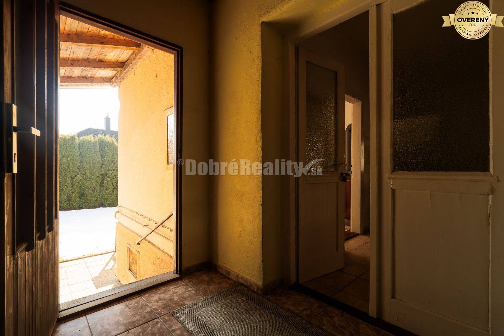 PREDAJ: Menší rodinný dom na brehu Rimavy, 104 m2, Tisovec, okres Rima