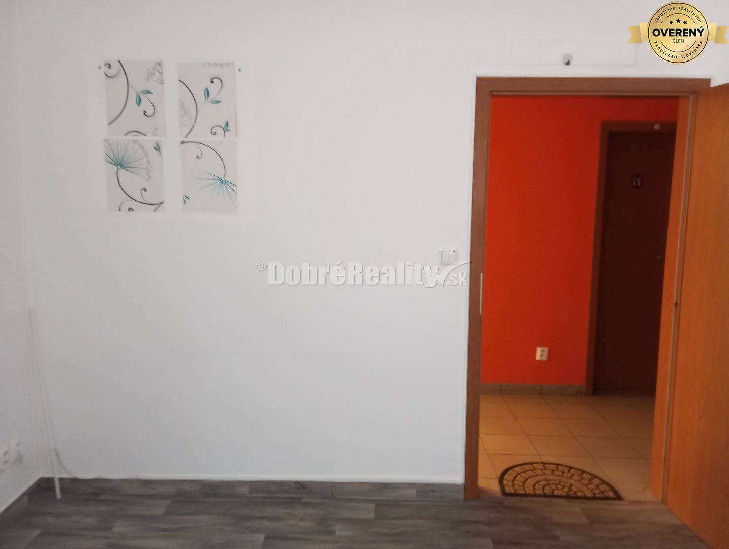 Podnikateľské priestory v srdci Šale na prenájom