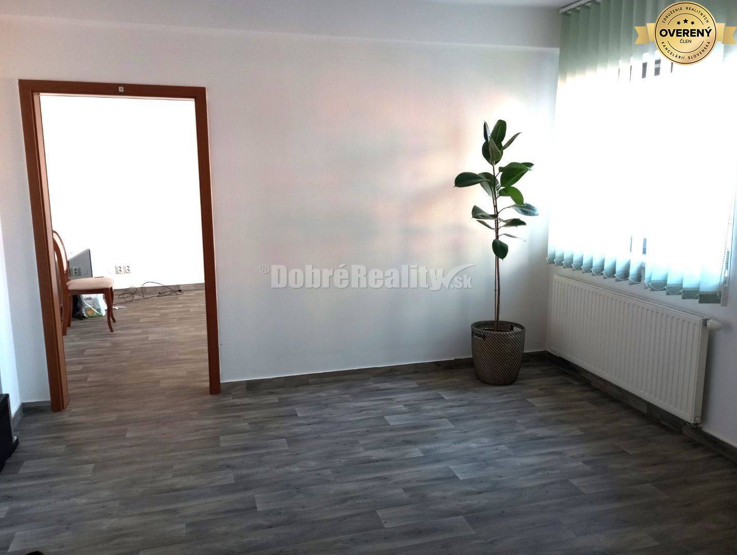 Podnikateľské priestory v srdci Šale na prenájom