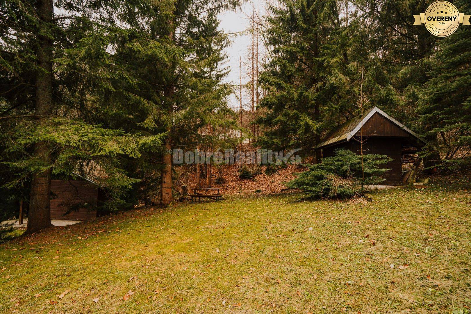 PREDAJ: Chata s terasou v Národnom parku Nízke Tatry, 79 m2, Nemecká -