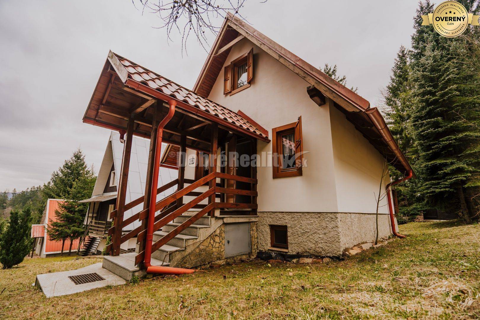 PREDAJ: Chata s terasou v Národnom parku Nízke Tatry, 79 m2, Nemecká -