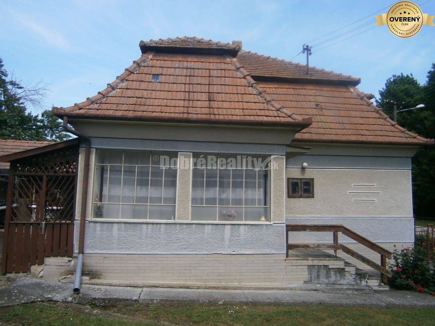 ZVÝHODNENÁ CENA ! V rekreačnej obci Čechy rodinný dom na predaj, vhodn