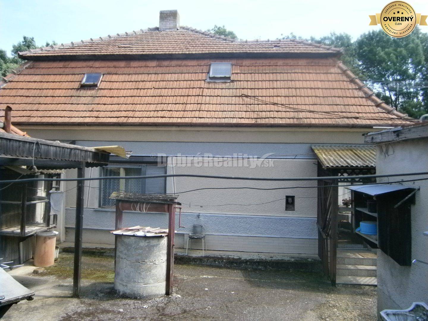 ZVÝHODNENÁ CENA ! V rekreačnej obci Čechy rodinný dom na predaj, vhodn