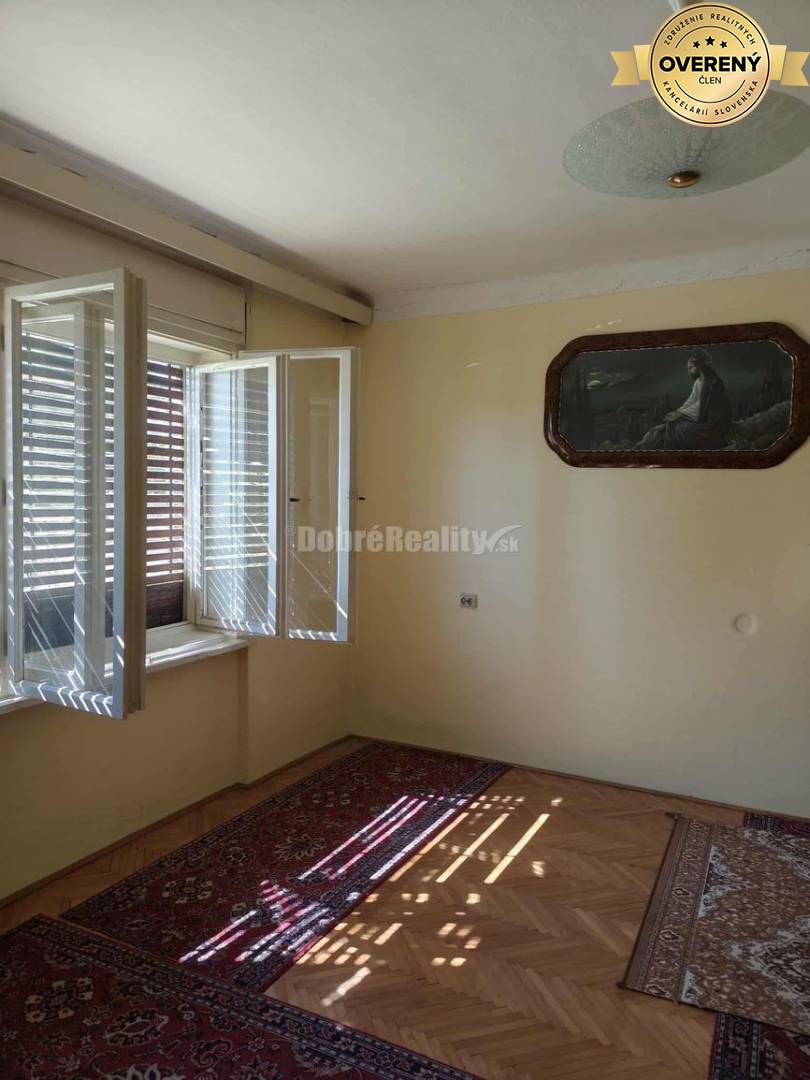 Ponúkame Vám na predaj 3-izb. rodinný dom vo Dvoroch nad Žitavou len 8