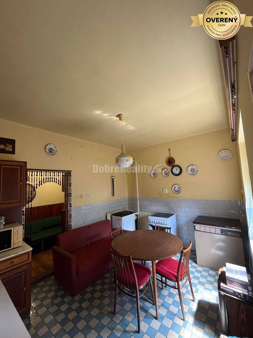 Ponúkame Vám na predaj útulný 4-izb. rodinný dom v obci Gbelce.