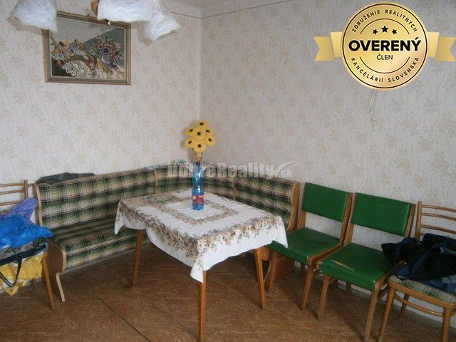 Rodinný dom v centre mesta Hurbanovo na predaj !