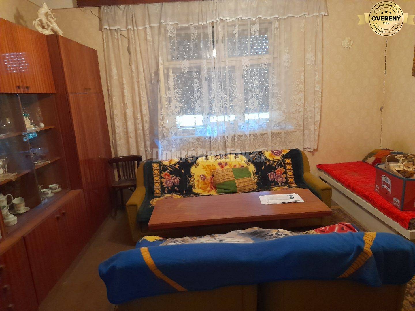 Rodinný dvojdom Zemné