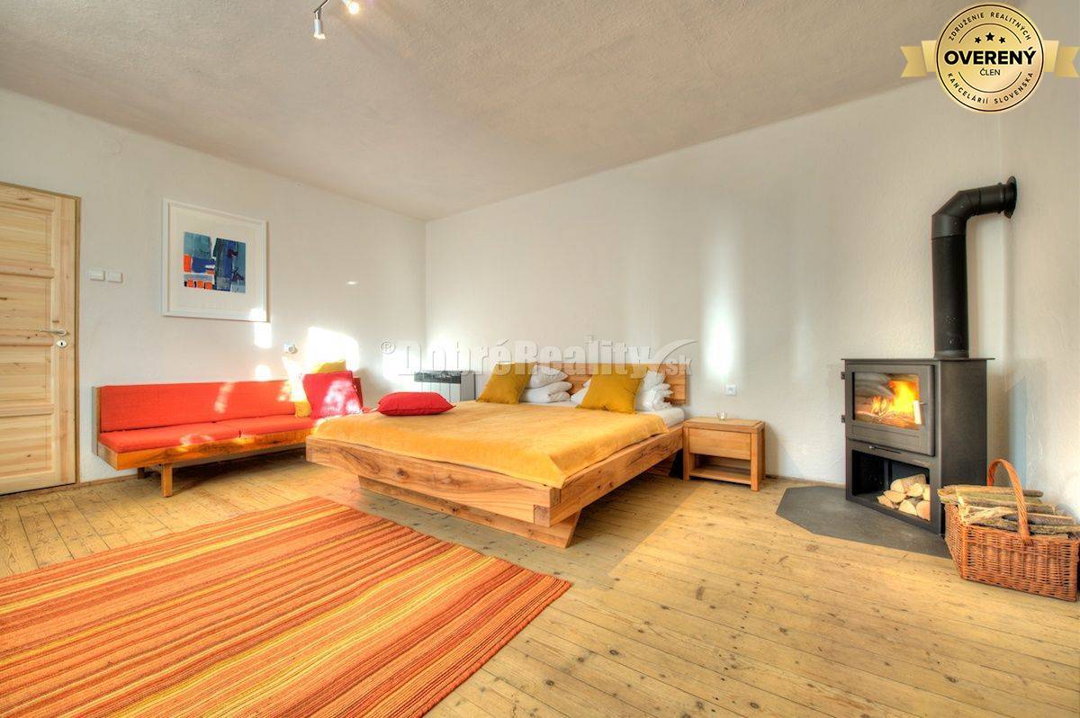 REZERVOVANÉ: Božská retro chalupa s duchom pokoja, Horehronie - Heľpa,