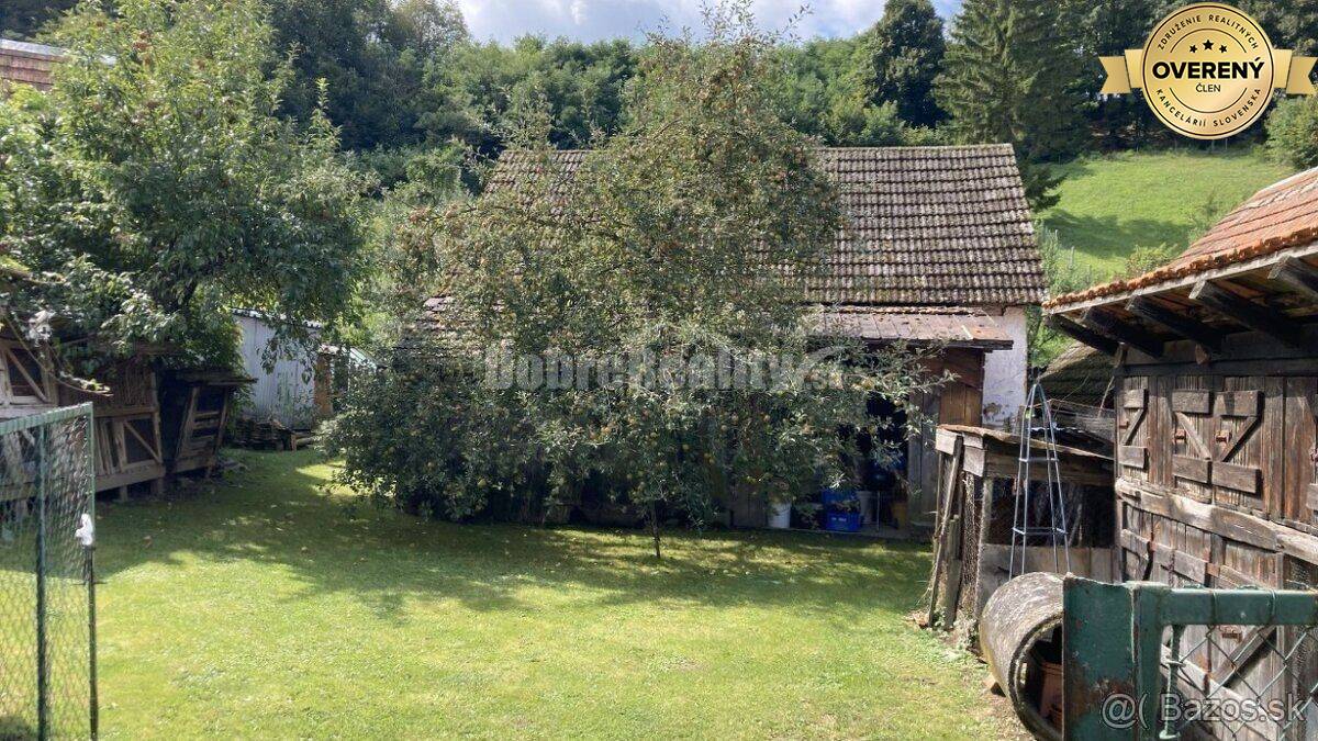 Rodinný dom s veľkým pozemkom v krásnom a tichom prostredí v blízkosti