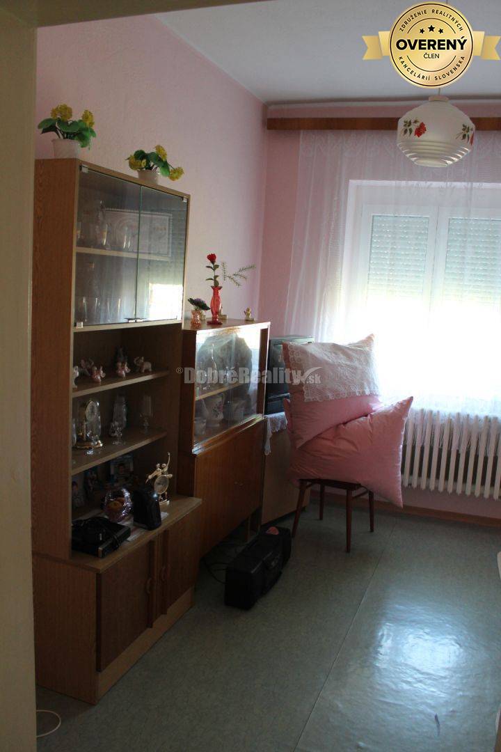 PREDAJ : Rodinný dom Zlaté Moravce