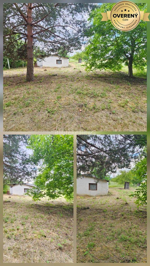 Jedinečný pozemok pod lesom v obci Sokolovce 675m2 – tiché miesto s ve