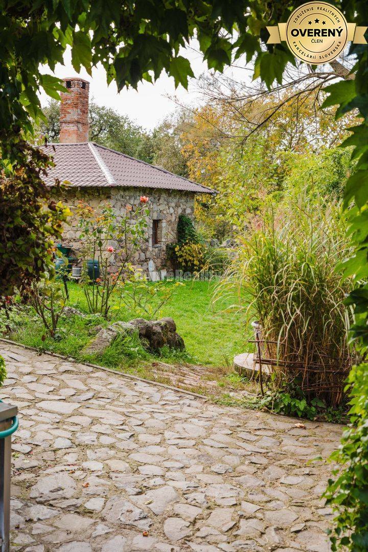 DOBRÉ REALITY - Exkluzívny vidiecky areál s plnou sebestačnosťou – Že