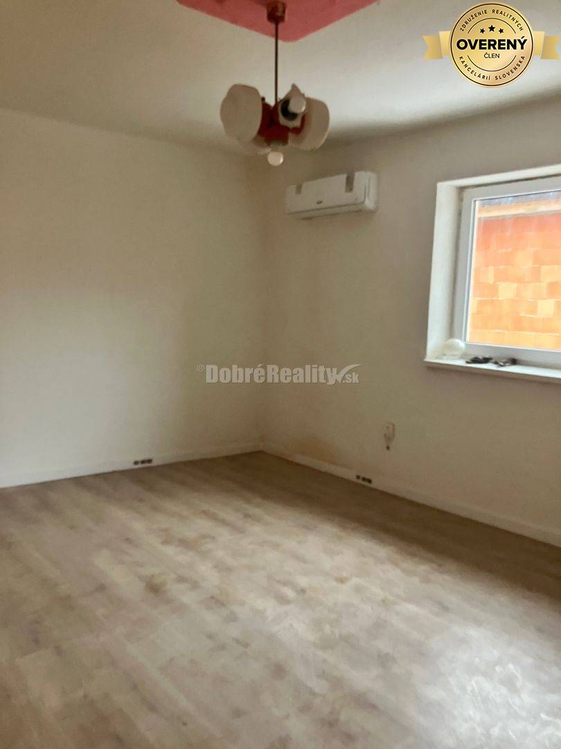 Rodinný dom vo Fiľakove na predaj!! - pomôžeme Vám vybaviť úver