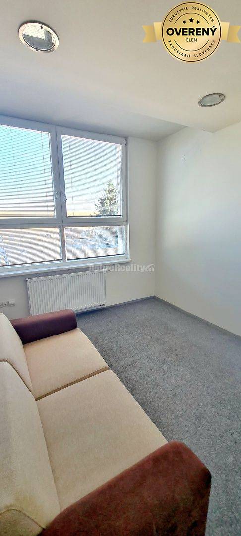 Dobré reality-na prenájom ako celok/2x klimatizované miestnosti, spolo