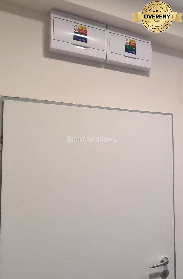 Dobré reality-na prenájom ako celok/2x klimatizované miestnosti, spolo