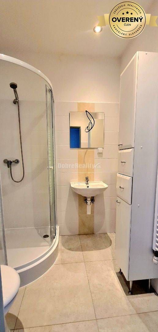 Dobré reality-na prenájom ako celok/2x klimatizované miestnosti, spolo