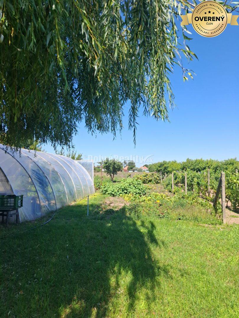 Na predaj vidiecky domček na krásnom rozlahlom pozemku v obci Imel