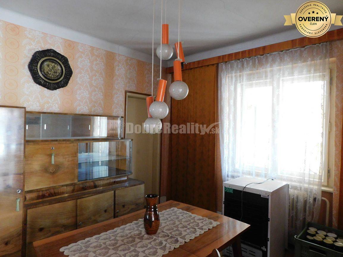 Ponúkame Vám na predaj 4-izb. rodinný dom vo Dvoroch nad Žitavou len 8