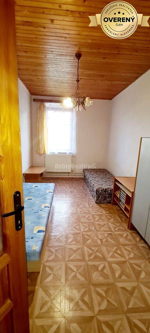 Dobré reality - znížená cena RD s veľkým pozemkom 2455 m2 v kľudnej ča