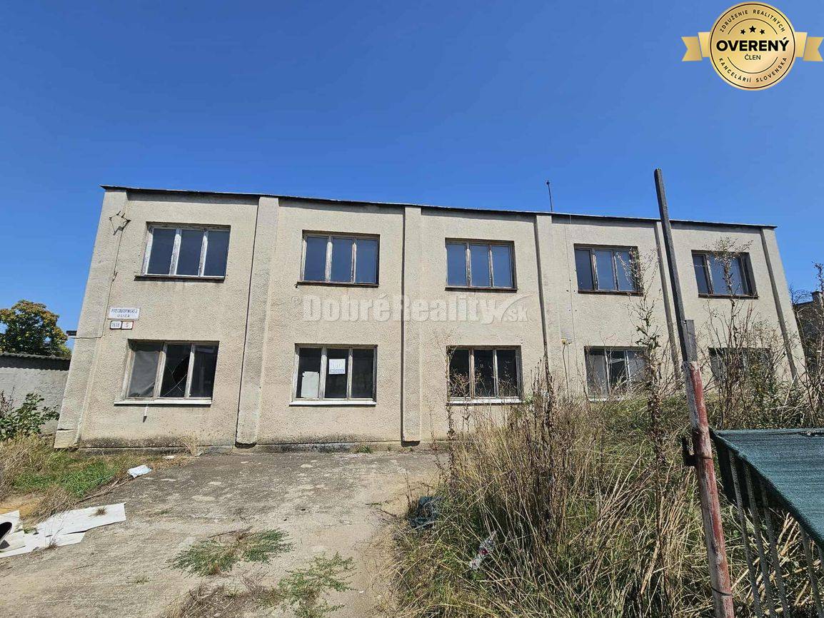 Na predaj komerčná budova - ideálna na podnikanie alebo investíciu - N