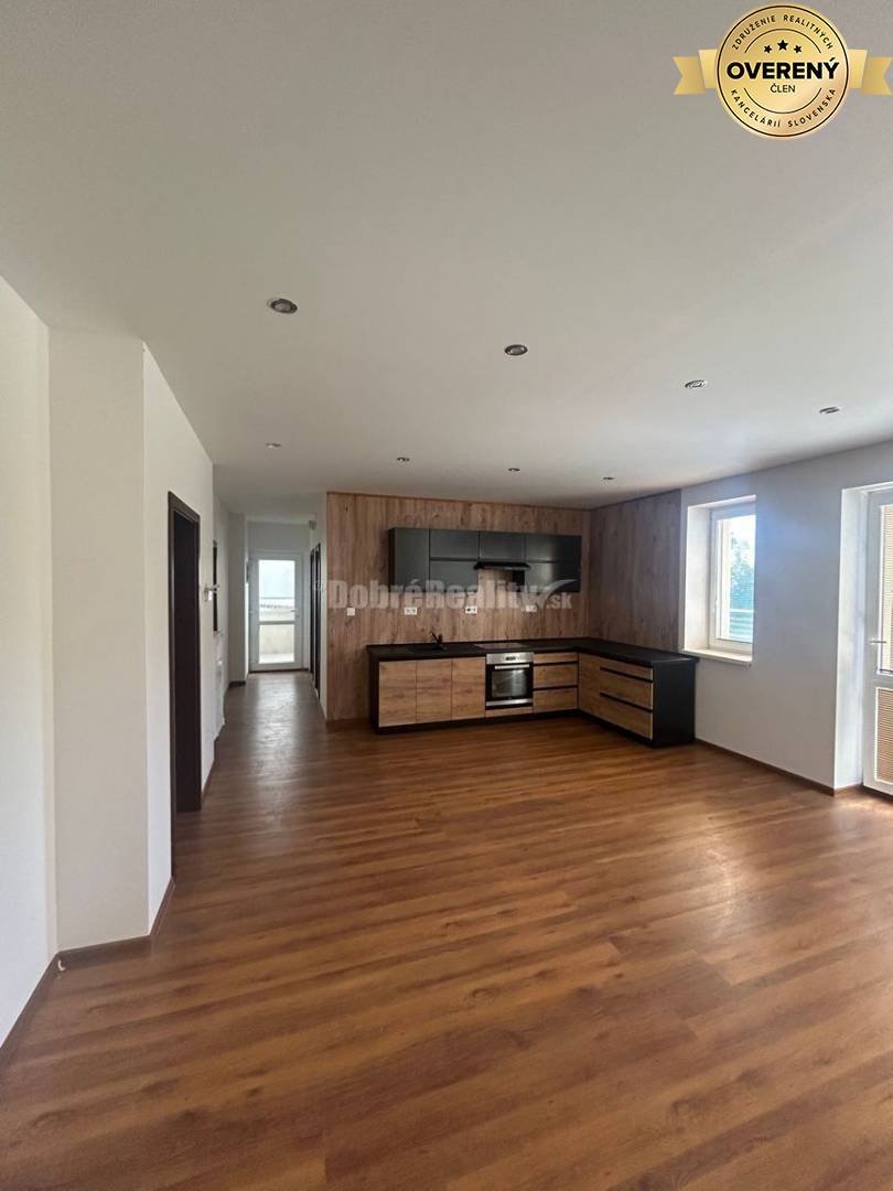 Prenájom 3izb bytu s veľkou terasou  pri Gymnáziu