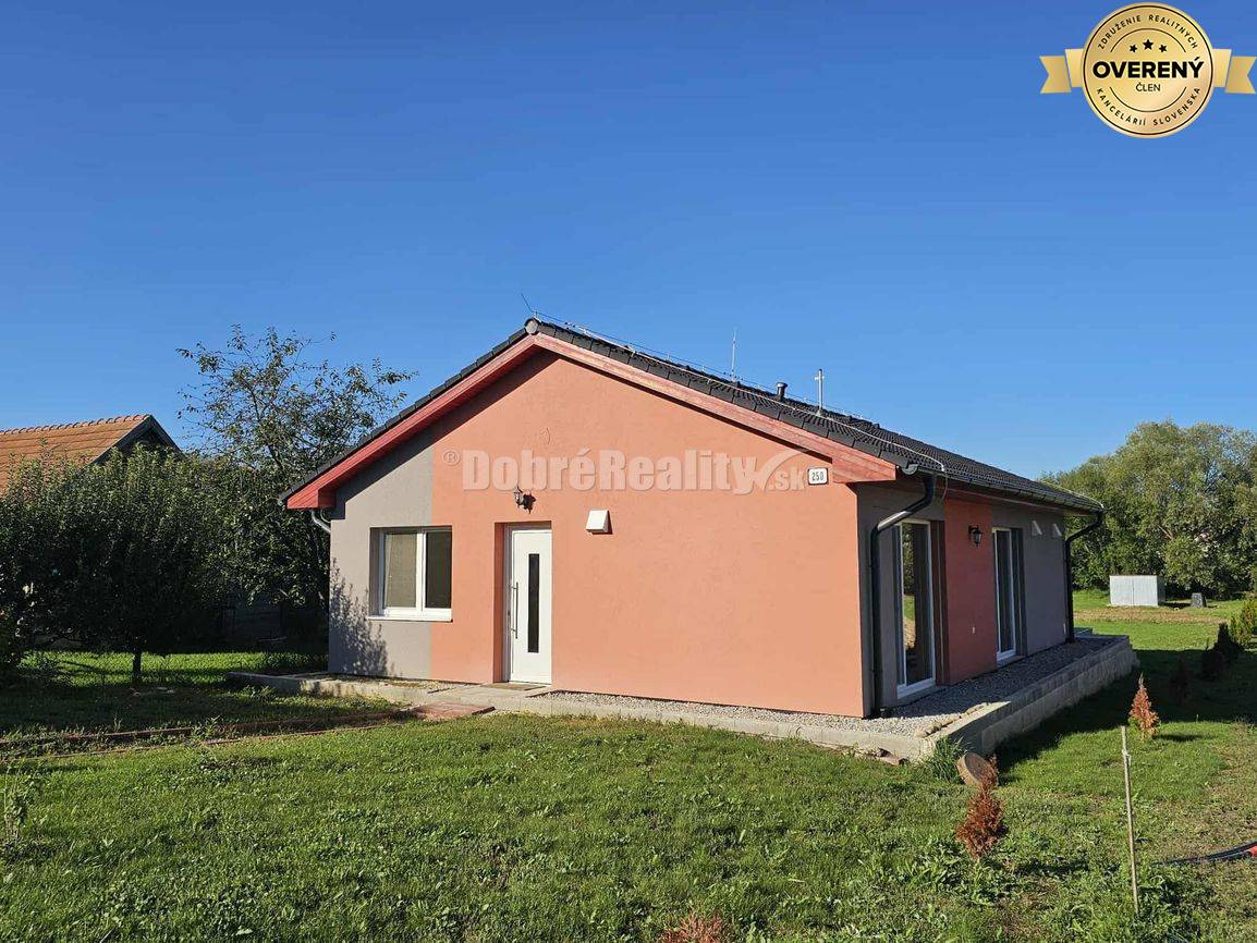 ZNÍŽENÁ CENA! MODERNÁ 4 roč.NOVOSTAVBA - NA PREDAJ v obci BABINDOL