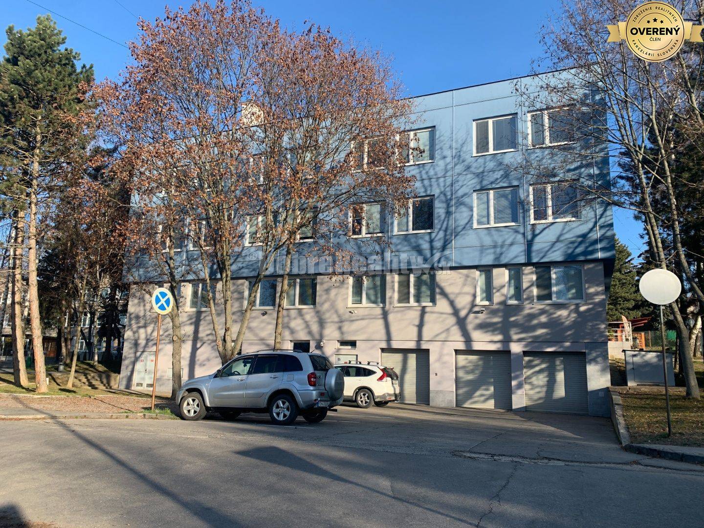 DOBRÉ REALITY - Priestory na prenájom, 20 m2, budova Allianz, Záhradní