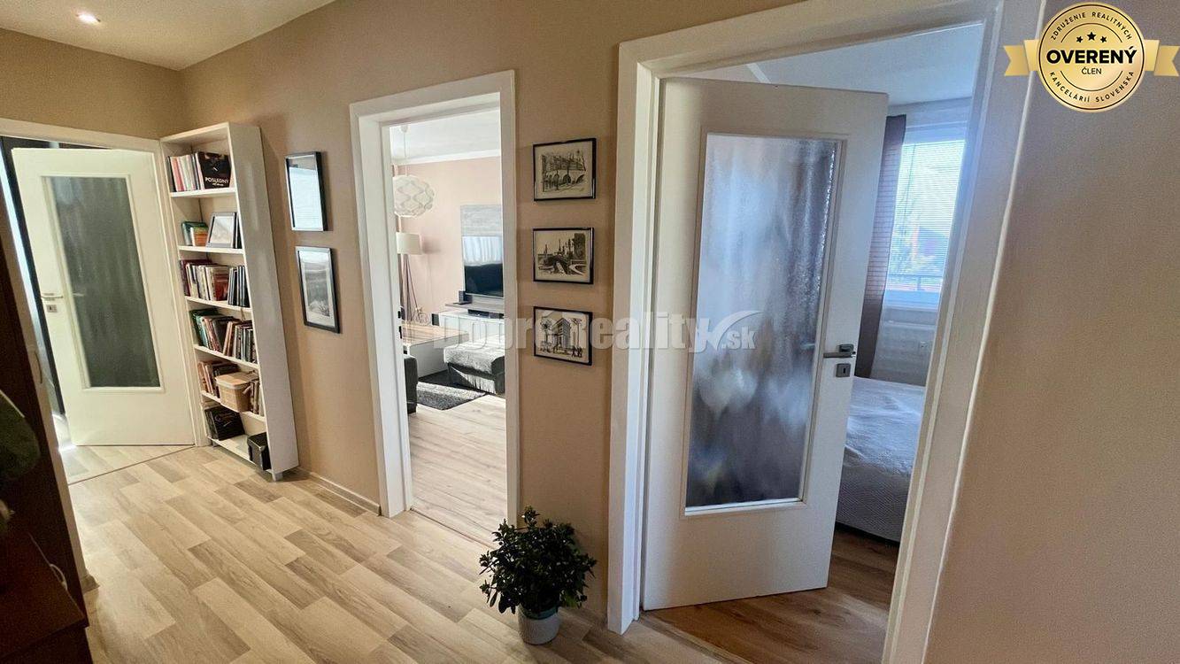 Zariadený 4 izbový byt Nové Zámky s dvomi balkónmi