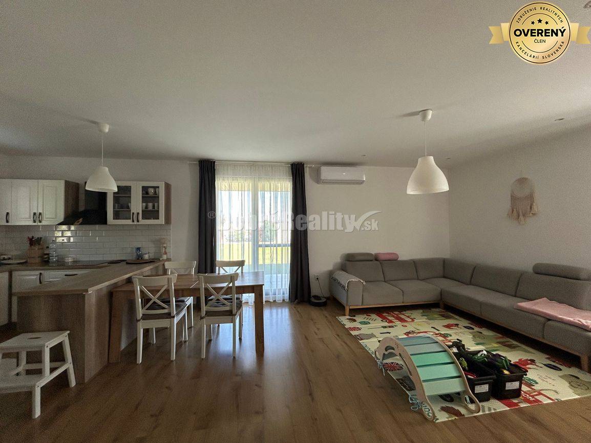 Moderná DREVOstavba pre Váš vysnívaný domov, na PREDAJ.