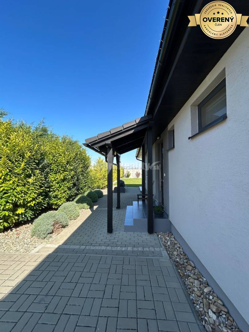 Moderná DREVOstavba pre Váš vysnívaný domov, na PREDAJ.