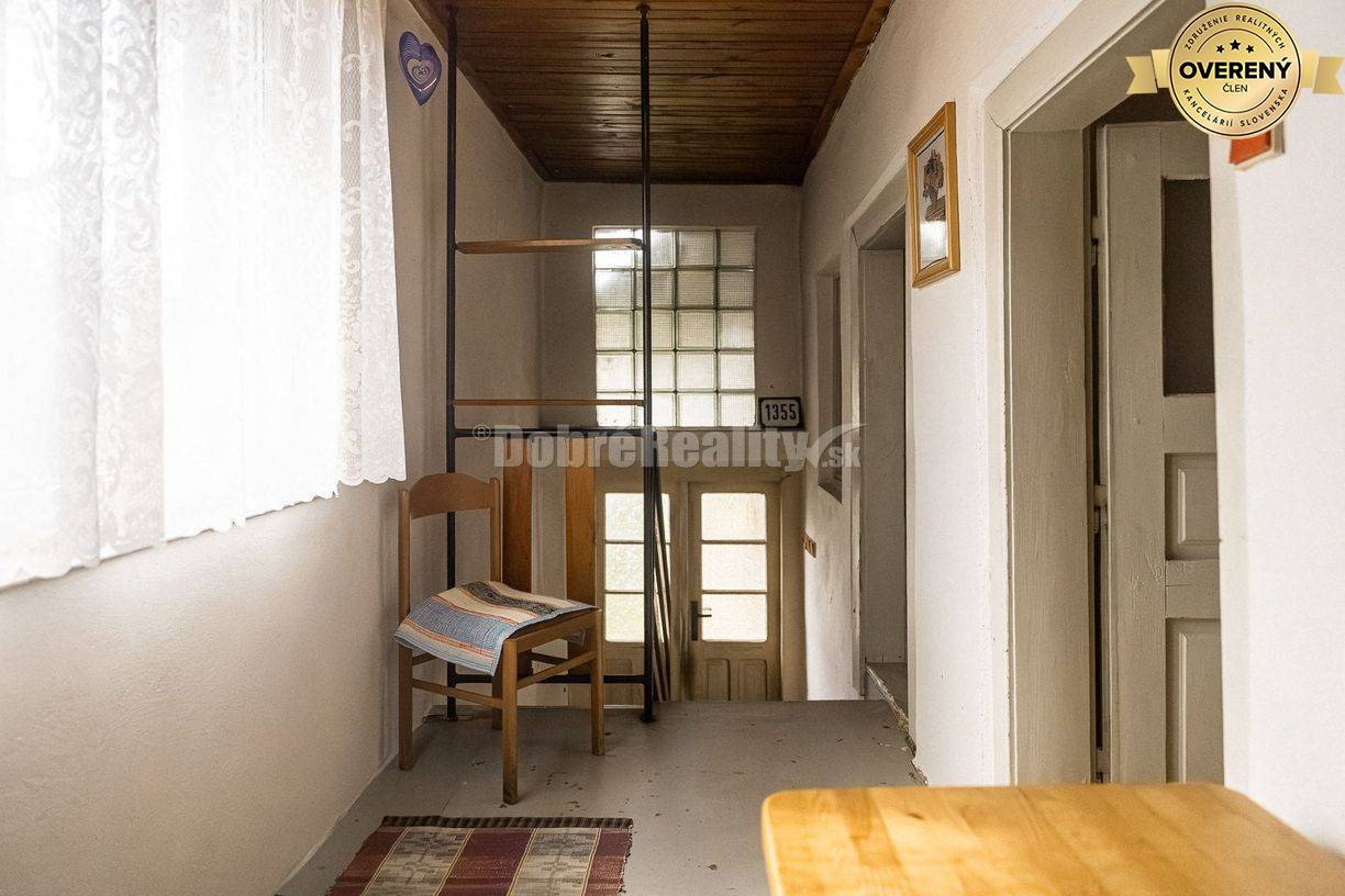 PREDAJ: 4 izbový gazdovský dom v tichej ulici, 136 m2, Polomka