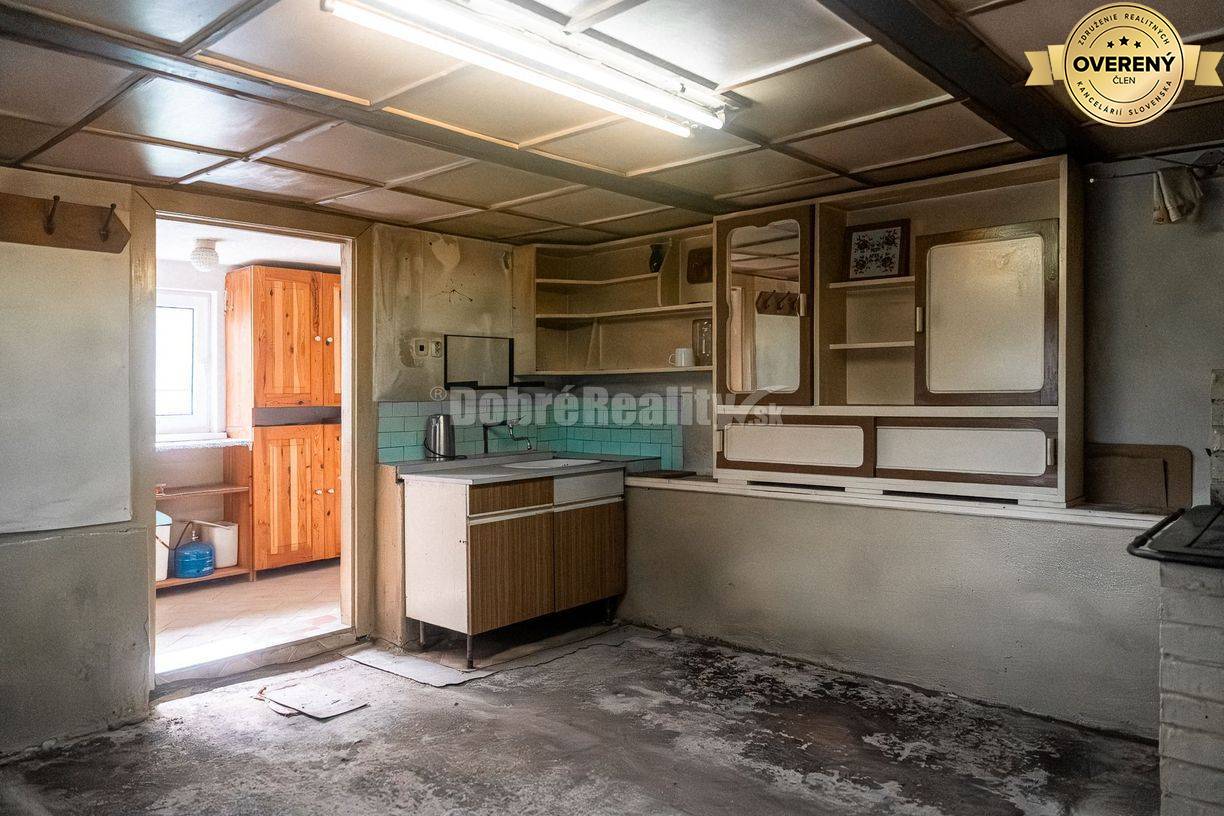 PREDAJ: 4 izbový gazdovský dom v tichej ulici, 136 m2, Polomka