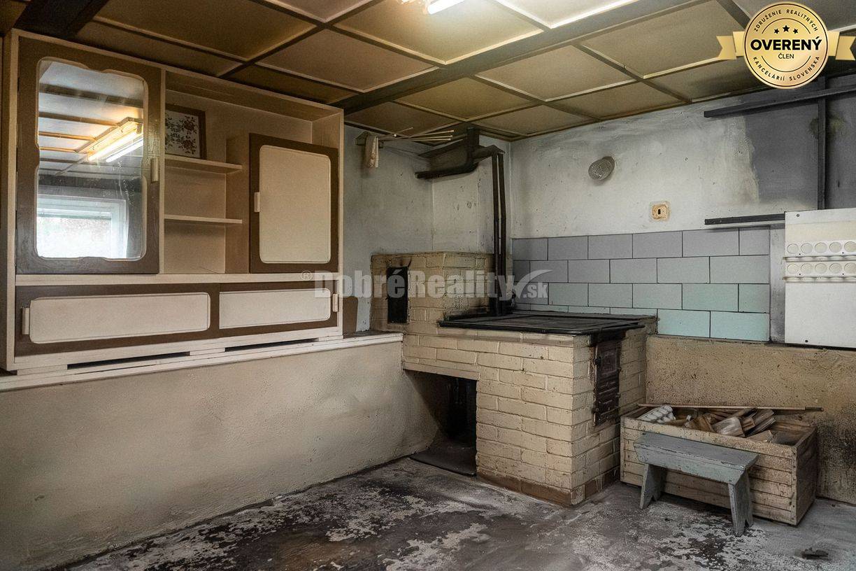 PREDAJ: 4 izbový gazdovský dom v tichej ulici, 136 m2, Polomka