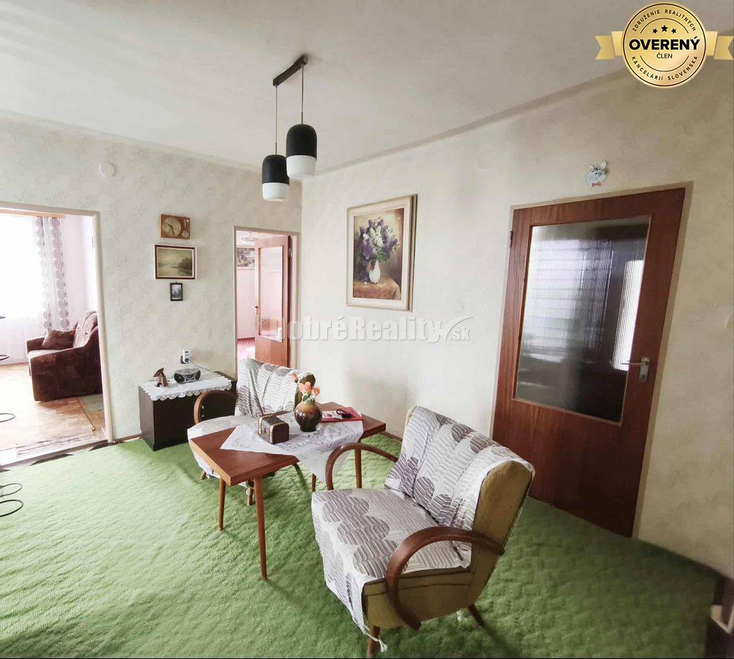 Dobré Reality Vám ponúkajú krásny pôvodný rodinný dom v obci Vlčany -