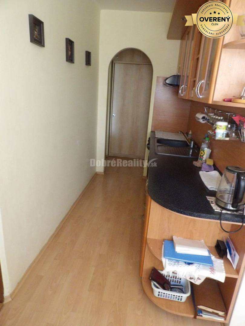 Trojizbák v príjemnej časti Šale na PREDAJ