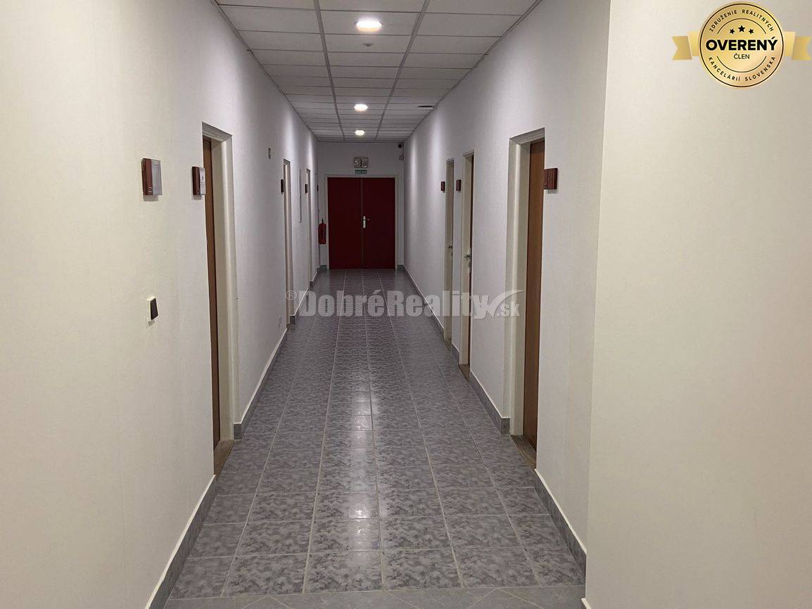 DOBRÉ REALITY Vám ponúkajú prenájom komerčnej miestnosti na kanceláriu