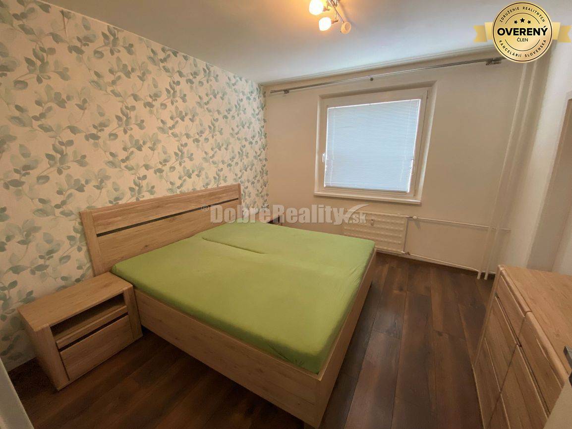 DOBRÉ REALITY ponúkajú na predaj luxusný, zariadený 4-izbový byt v Rim